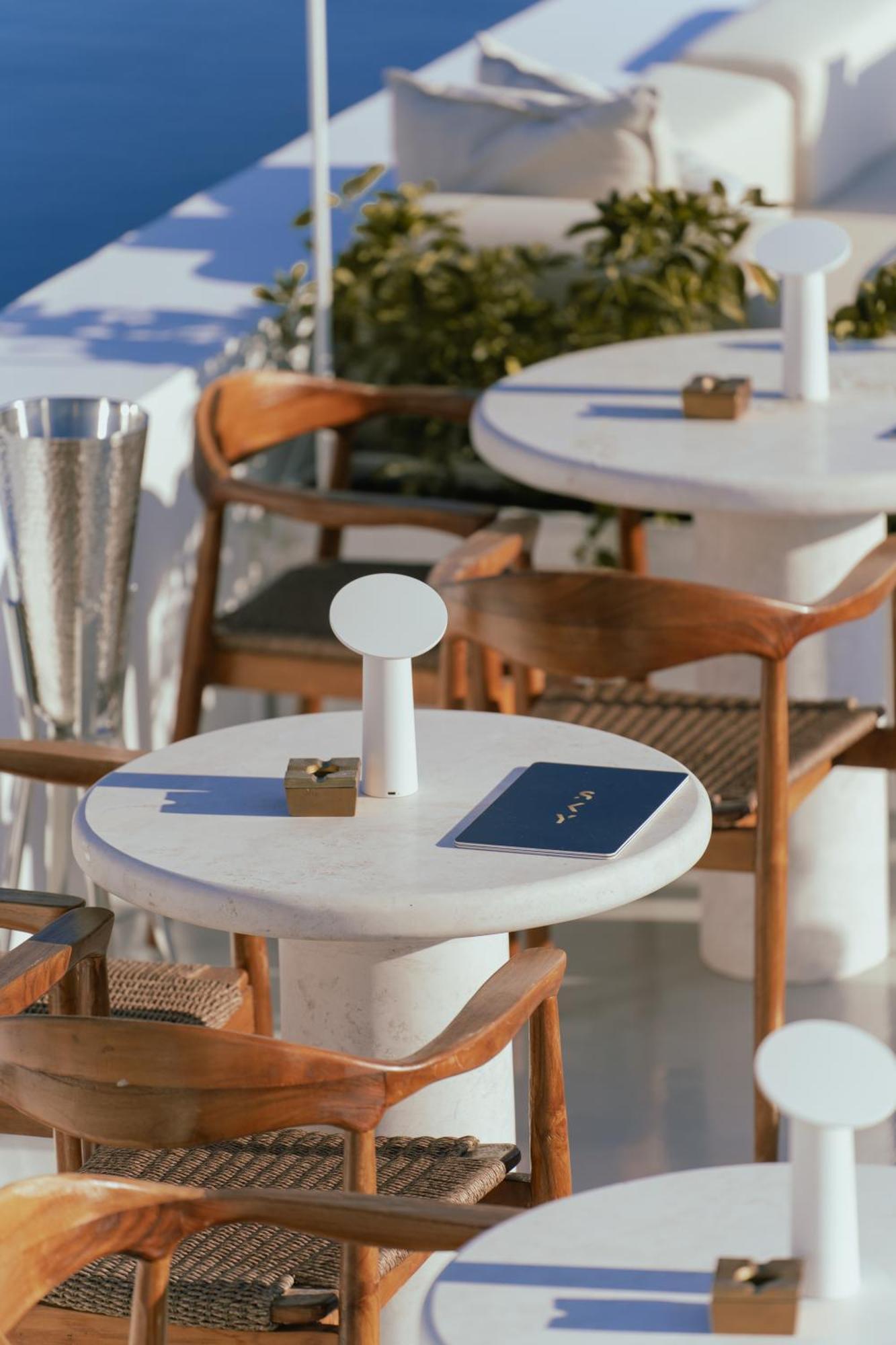 The Saint Hotel Oia  Exterior photo